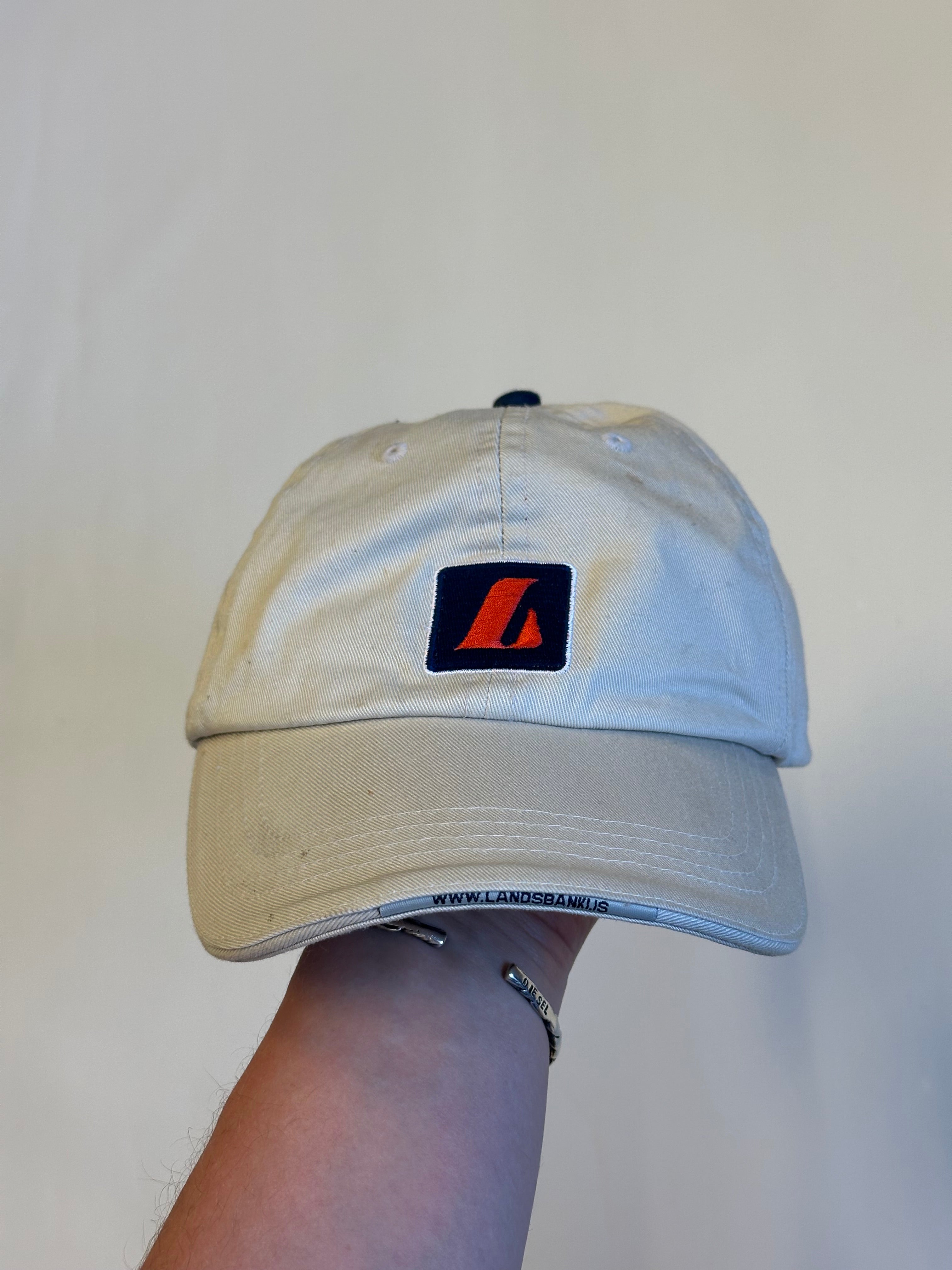 Landsbankinn derhúfa OS