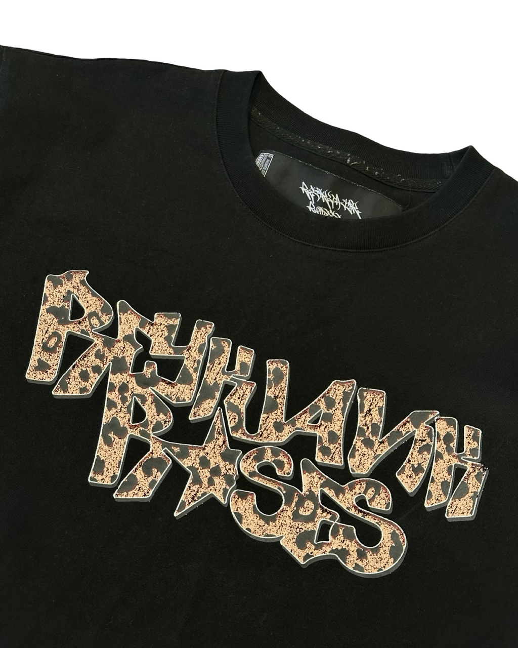 Reykjavik Roses cheetah print tshirt XL