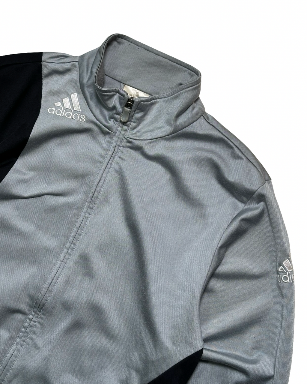 Adidas zip up fittar M/L