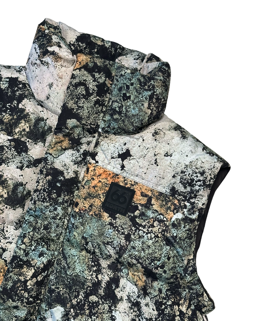 66 Dyngja camo dúnvesti S (ástand 10/10)